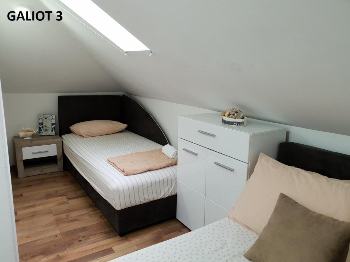Apartmani Galiot Іхало Екстер'єр фото