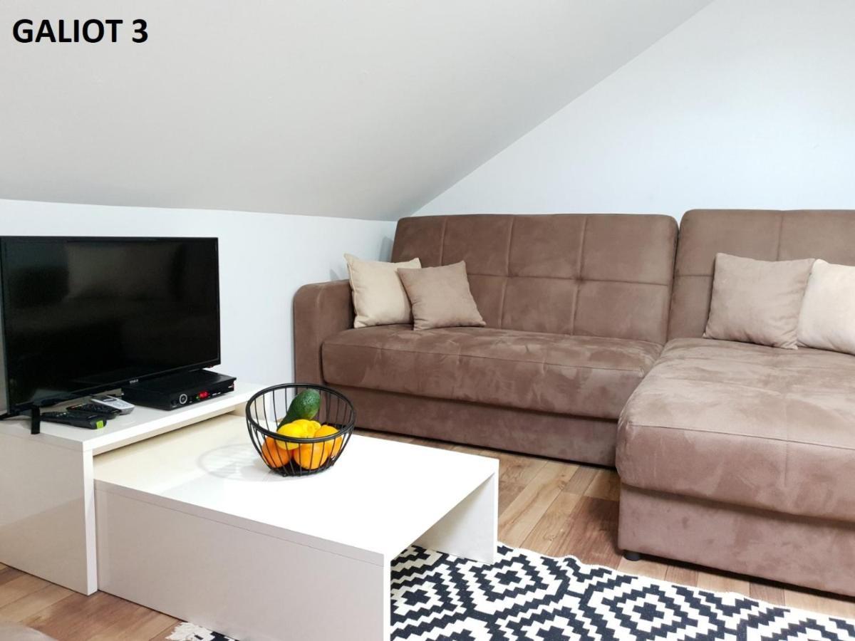 Apartmani Galiot Іхало Екстер'єр фото